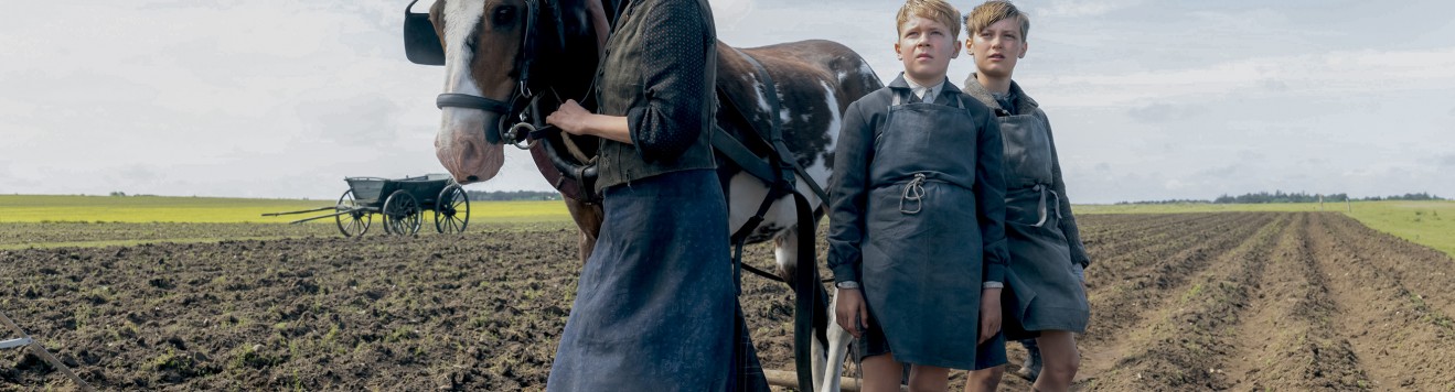 ΣΤΟ ΝΗΣΙ ΤΟΥ ΑΜΡΟΥΜ